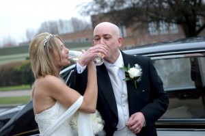 Champagne voor het bruidspaar