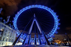 De London Eye bij avond